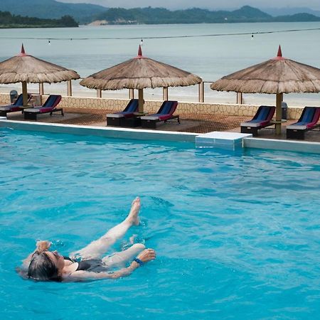 Foxy'S Beach Resort San Vicente  Exteriör bild