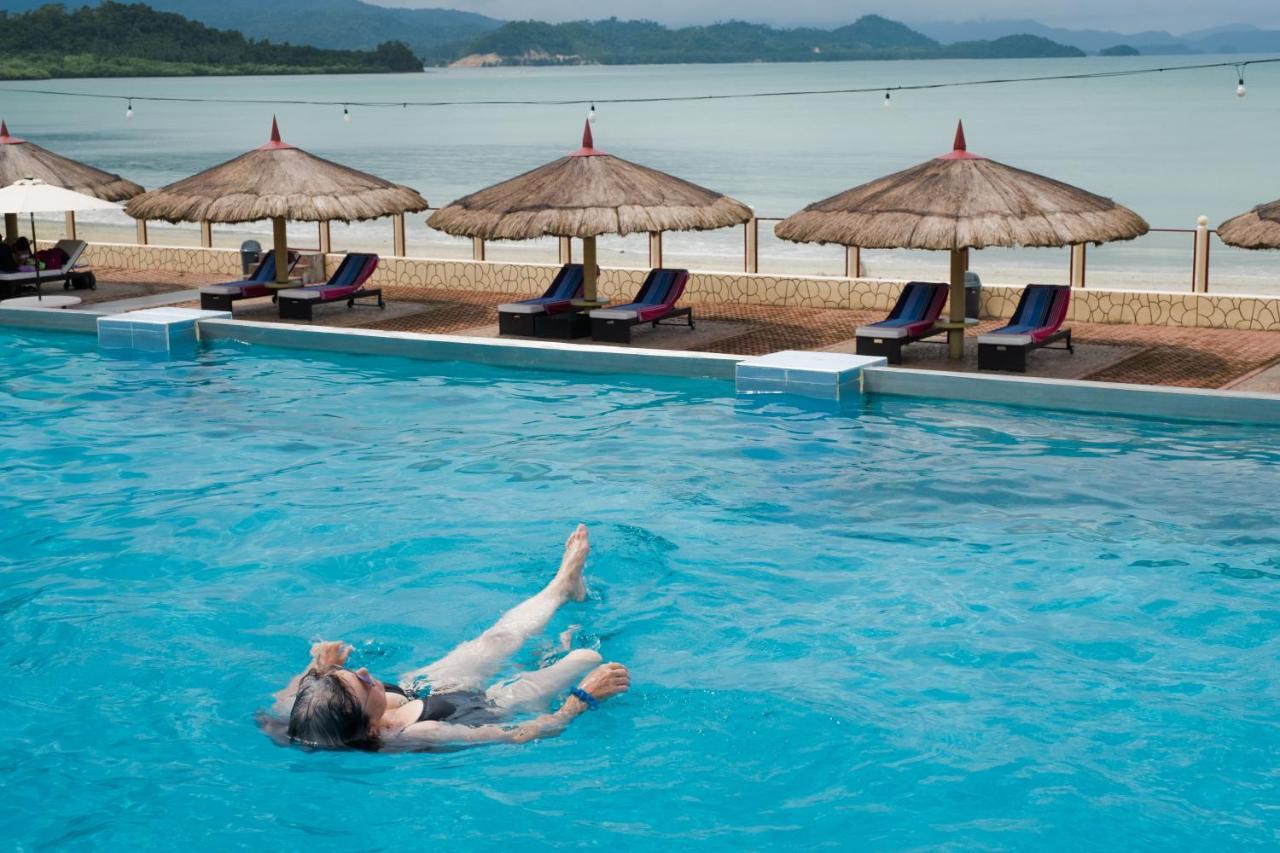 Foxy'S Beach Resort San Vicente  Exteriör bild
